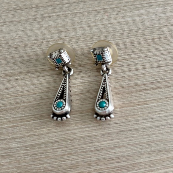 Brighton necklaces, braclet and earrings set. - Picture 3 of 3